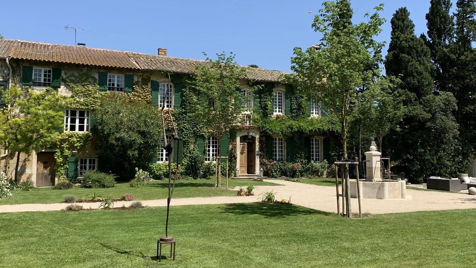 Domaine De Rhodes B&B Aviñón