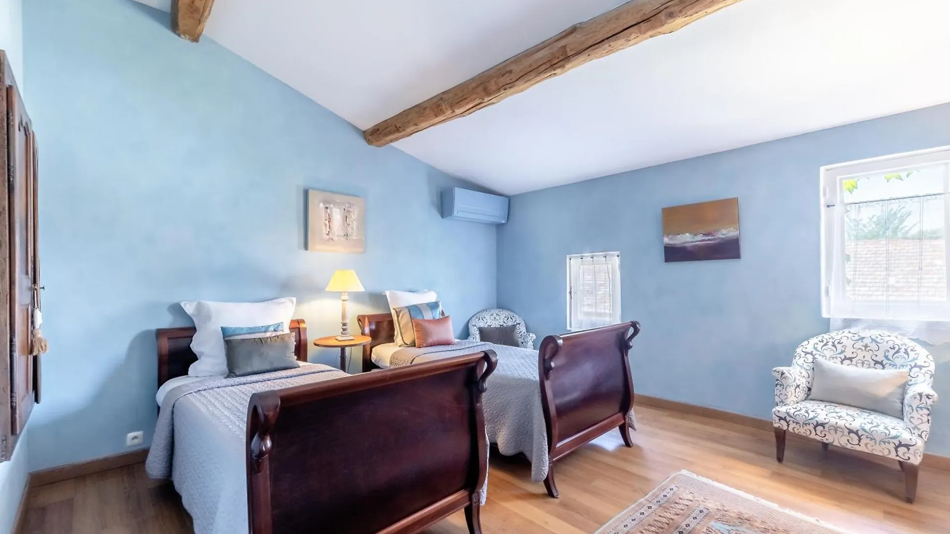 Domaine De Rhodes B&B Avignone Francia