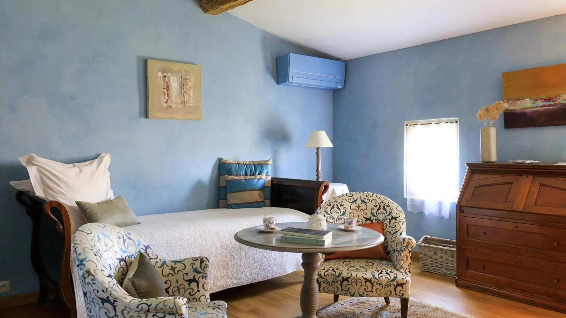 *** Bed & Breakfast Domaine De Rhodes B&B Avignone Francia