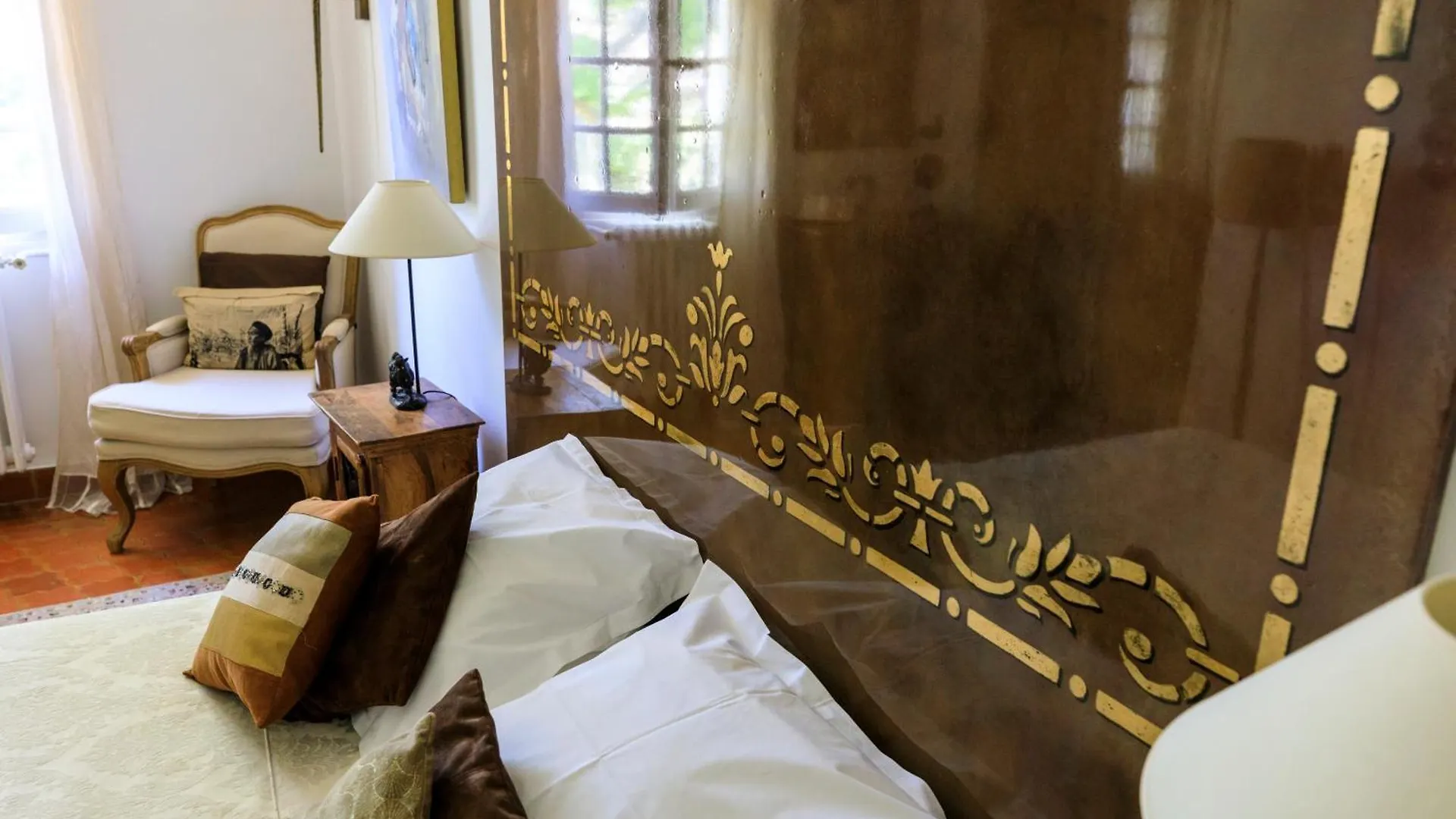 Domaine De Rhodes B&B Avignon 3*,
