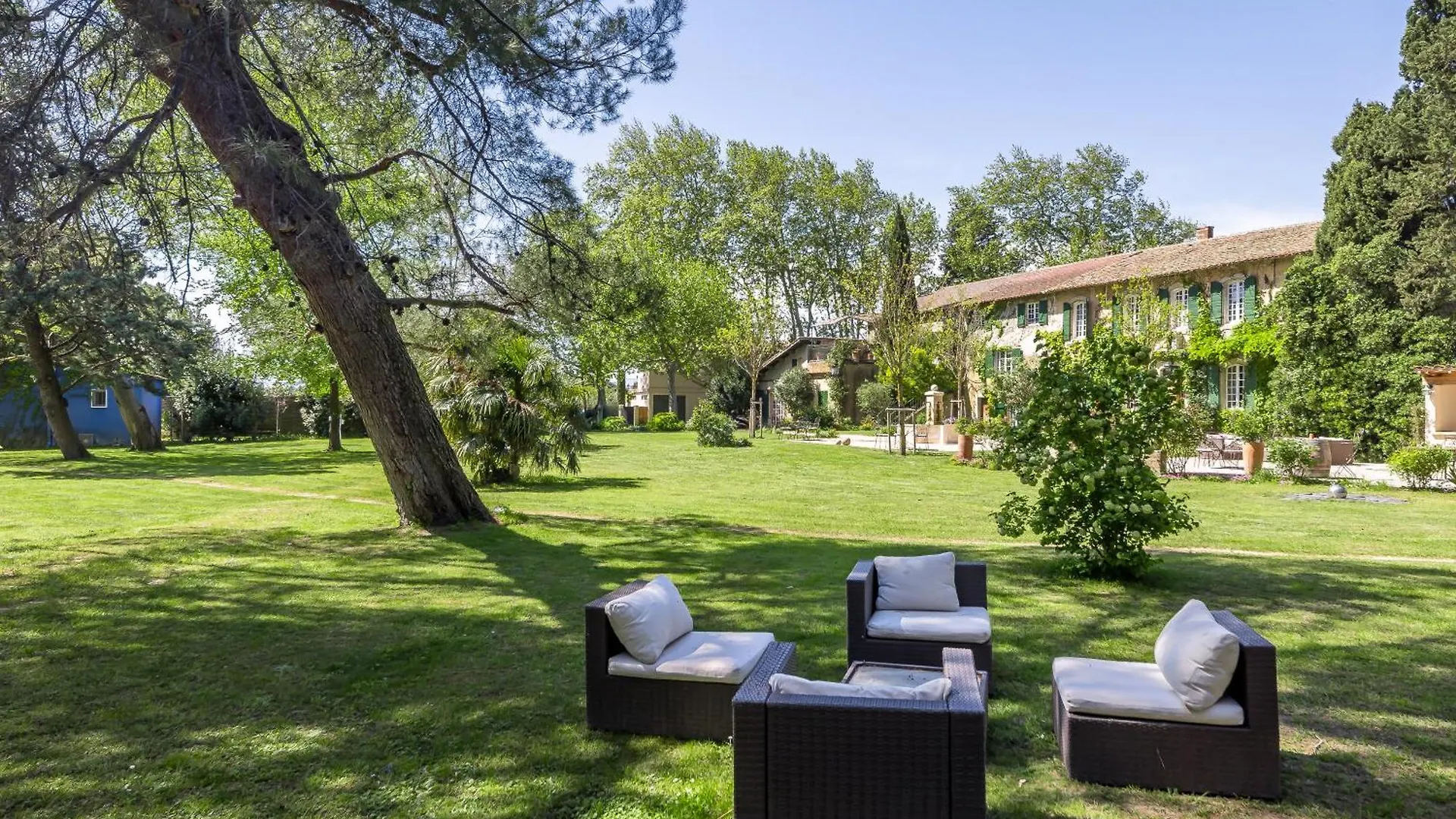 *** Frühstückspension Domaine de Rhodes B&B Avignon Frankreich